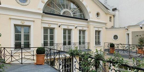 L'hôtel particulier de Gérard Depardieu, situé rue du Cherche-Midi à Paris, mis à prix 72 millions d'euros