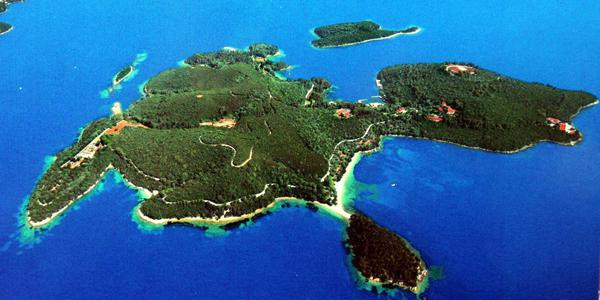 L'île de Skorpios, fief du clan Onassis, cédée à la fille d'un oligarque russe propriétaire de l'AS Monaco.