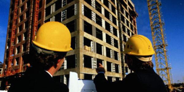 Dans le secteur du bâtiment, l'activité est en repli de 2,6% en 2013.