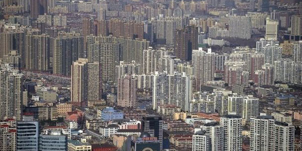 Vue de Shanghai, ville la plus peuplée de Chine avec plus de 23,5 millions d'habitants en 2012 (population urbaine).