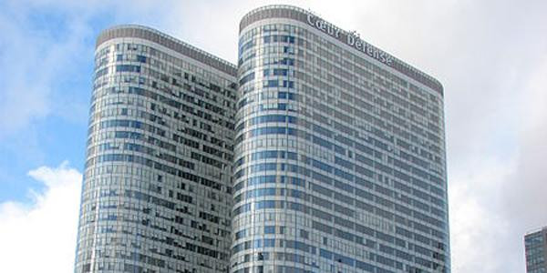 Cœur Défense est un complexe de bureaux situé dans le quartier d'affaires de La Défense, en France.
