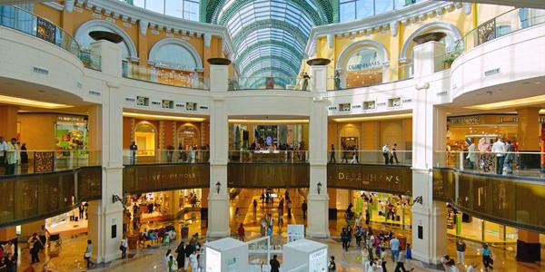 Dubai Mall, l'une des grandes attractions touristiques, a attiré plus de 75 millions de visiteurs en 2013