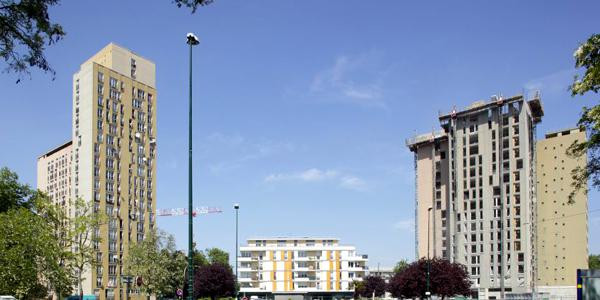Une tour de 23 étages datant des années 1960 a été mise en vente par un bailleur social pour un euro symbolique à Vigneux-sur-Seine.