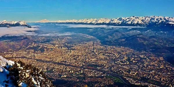 Grenoble, commune française située dans le Sud-Est de la France, chef-lieu du département de l'Isère