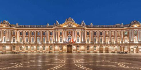 Le Capitole de Toulouse est l’emblème de la ville et l’emplacement du pouvoir municipal depuis plus de huit siècles.