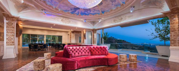 Le "Palais de l'Amour", propriété du milliardaire américain Jeff Greene à Beverly Hills, est mise en vente 195 millions de dollars (157,3 millions d'euros) !