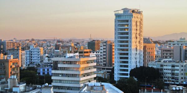 Le Parlement chypriote a finalement validé une législation controversée sur les saisies immobilières
