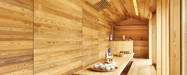 La "Yoshino Cedar House" , conçue et construite par Airbnb et créée en collaboration avec Go Hasegawa