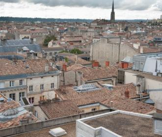 Bordeaux: 5.200 offres sur Airbnb, moins d'appart en location pour les étudiants ?