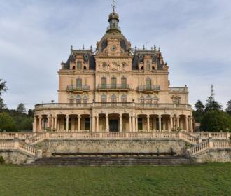 Cet incroyable château Art nouveau est à vendre à moitié prix