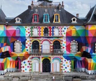 Le pop art s’invite sur la façade d'un château français du XIXe siècle
