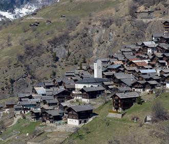 Suisse : un village dépeuplé propose plus de 20 000 euros à chaque nouvel habitant
