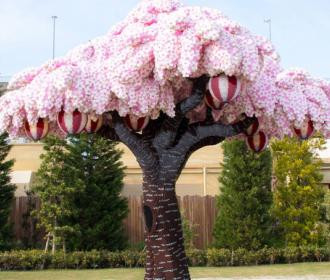 Un cerisier géant en LEGO au Japon !