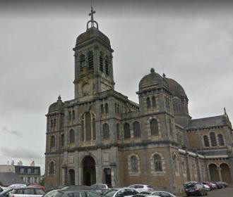 Manche : Qui veut devenir quasi-propriétaire d'une église pour 30 000 euros 