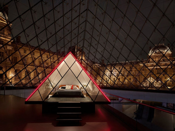 Avec Airbnb, passez une nuit dans la pyramide du Louvre gratuitement