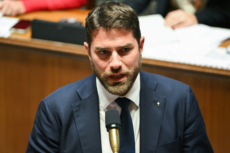 "Restaurer plus de fluidité": le ministre du Logement souhaite abroger le logement social "à vie"